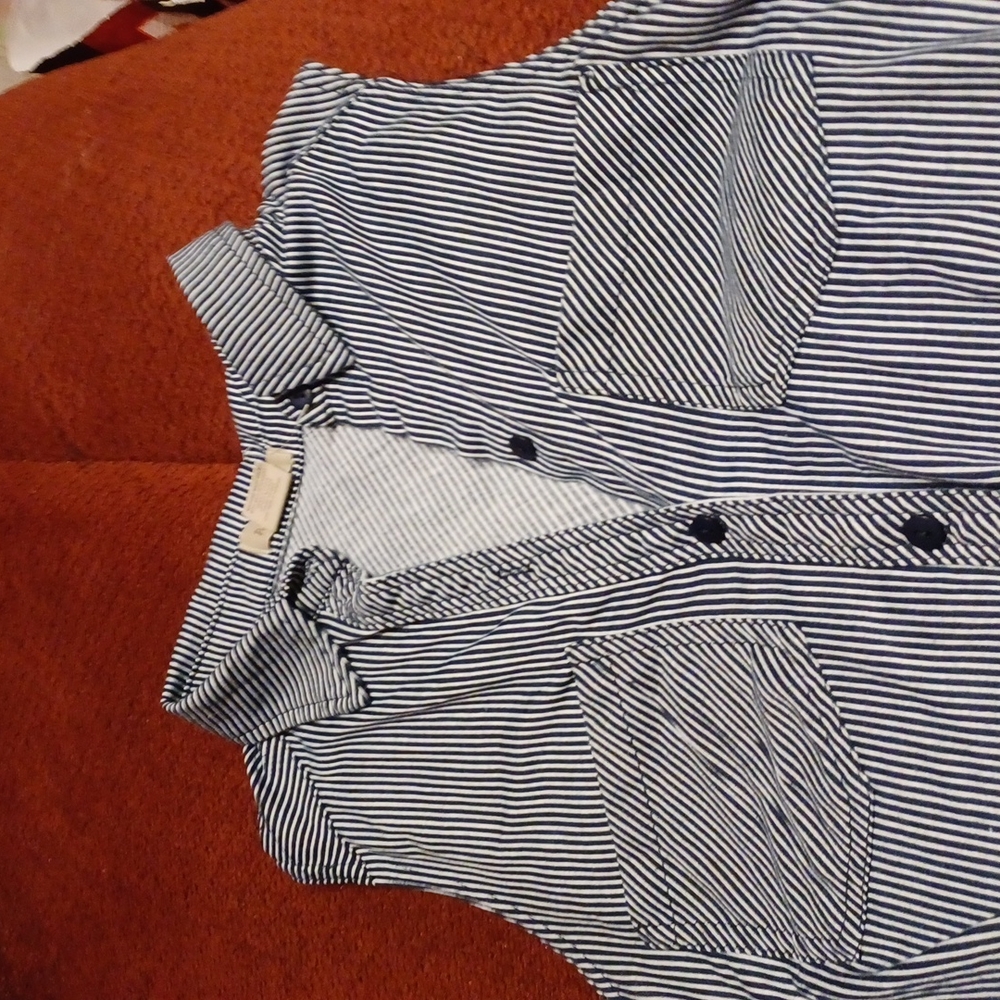 Top - Picture 3 of 3